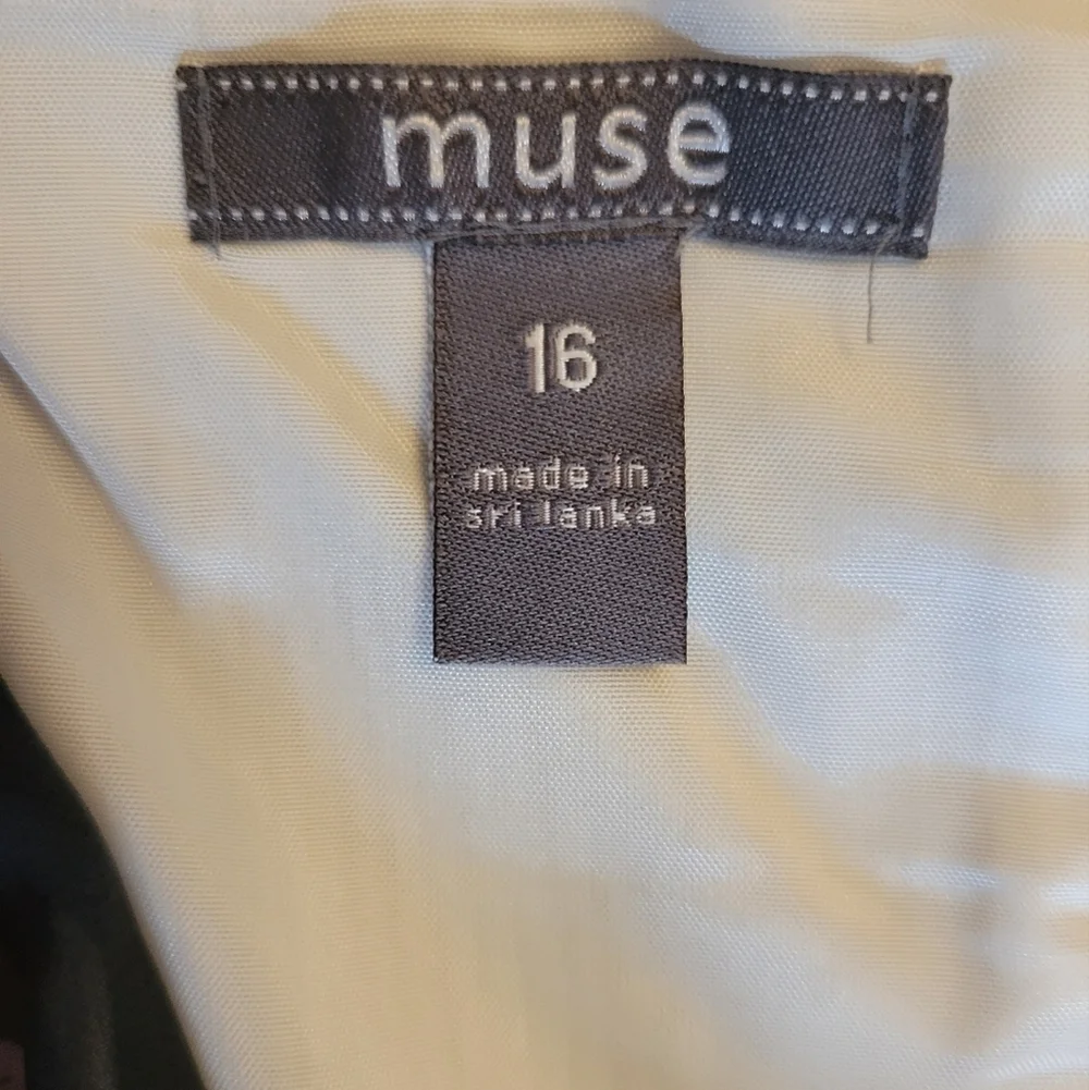 Muse Halter Neck Maxi Dress Size 16‎